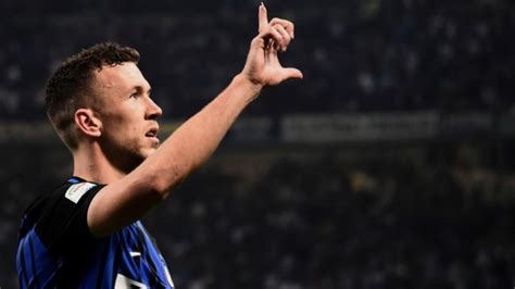 Inter milan, juventus, roma, milan, fiorentina, lazio, torino, napoli, bologna, sampdoria, atalanta, genoa, udinese, cagliari, bari, vicenza, palermo, verona, triestina, parma, brescia, livorno, catania, spal, ascoli, chievo, padova, lecce, modena, novara, perugia, empoli. SEDANG BERLANGSUNG Live Streaming RCTI, Inter Milan vs ...