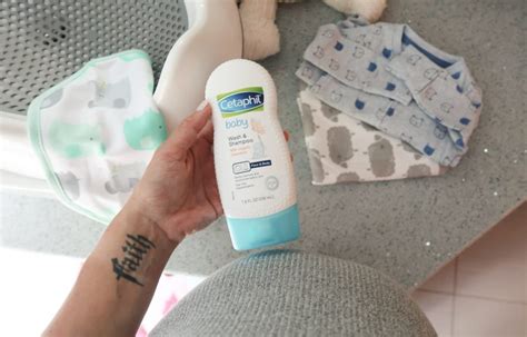 I never heard that lactacyd has baby wash because we are all familiar that lactacyd is a feminine wash. Baby Bath Essentials + Tips For Baby's First Bath At Home ...