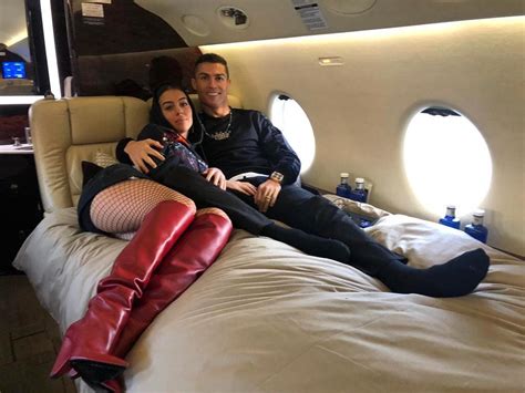 View this post on instagram. Momenti di tenerezza tra Cristiano Ronaldo e Georgina ...