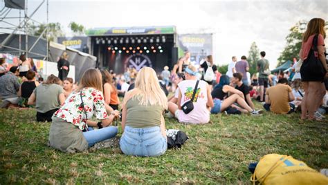 Das szene openair, direkt am ufer des wunderschönen alten rhein gelegen, wird 2019 zum 30. Fulminantes 30. Szene Openair 2019 - Marktgemeinde Lustenau