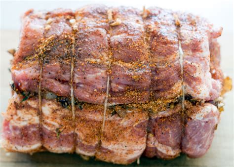 This interactive timetable can provide cooking times and temperatures for beef, chicken, lamb, ham (smoked or fresh), pork and turkey. How To Cook Boston Rolled Pork Roast / Boneless Pork ...