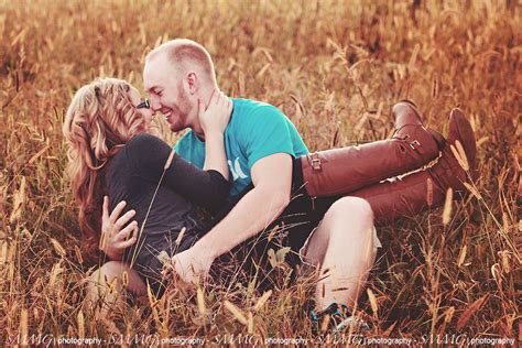Country, Couple, Love, Posing Guide, Fall, Couples pictures, Copyright ...