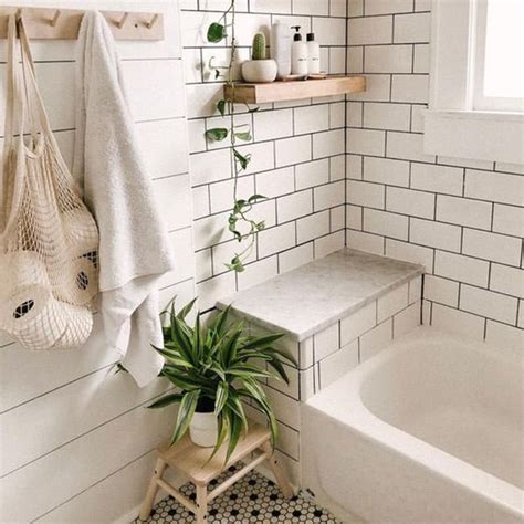 Discover our favourite ideas for a smaller ensuite! Space Saving Small Bathroom Ideas | QS Supplies