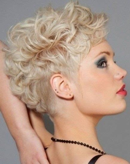 The beautifully done fancy roll is chic and effortless. 25 Lively Short Haircuts for Curly Hair - Short Wavy Curly ...