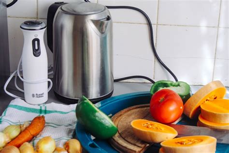 If you take the time to find the best electric kettle. Stainless Steel Kettles Vs Electric Kettles: Best Electric ...
