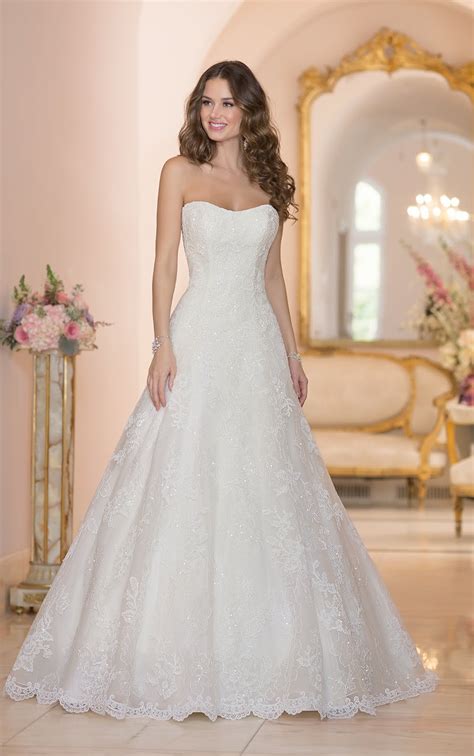 Das schönste brautkleid & den perfekten hochzeitsanzug finden sie bei steinecker in wien, graz (steiermark), salzburg, randegg. Brautstudio Edelweiss. Brautmoden, Abendmoden und ...