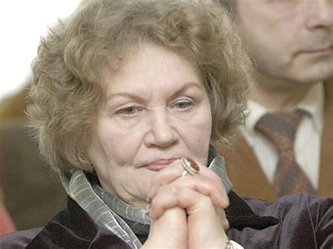 Лина Костенко: «Життя людського строки стислі. Немає часу ...