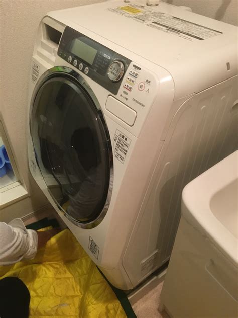 Washing machine, laundry machine）は、洗濯に用いられる機械。 世界では、歴史的に見ると「洗濯機」と言っても、様々な動力源のものを指してきた経緯がある。日本では、昭和以降「電気洗濯機」しか販売されていないので、単に「洗濯機」と言うと、事実上それを. 最高の画像: 最良かつ最も包括的な 東芝 洗濯 機 エラー リセット