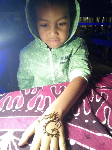 Dragon tattoos is one of the most liked tattoos ,but they are generally wear by men as these tattoos are symbol of strength and respect. Kids boy dragon henna by Olivia Augusta | Dragon henna ...