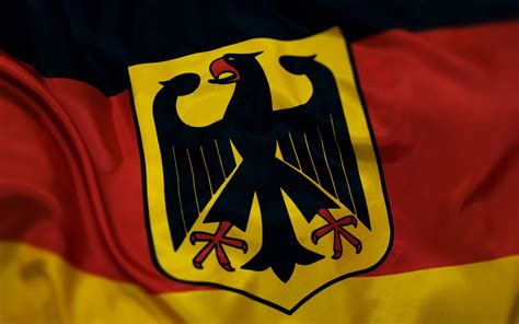 Deutschland flagge, fahne wetterfest und preiswert in verschiedenen größen. Hintergrundbilder : Deutschland, Flagge, Wappen, Stoff ...
