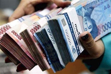 Jun 27, 2021 · penerima bantuan dapat dicek melalui laman cekbansos.kemensos.go.id. Bansos Februari 2021 Kapan Cair? Tinggal Setor NIK di Sini ...