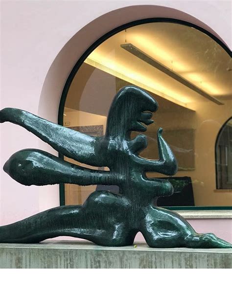 O Implacável escultura de Maria Martins 1944 Ela é a ...