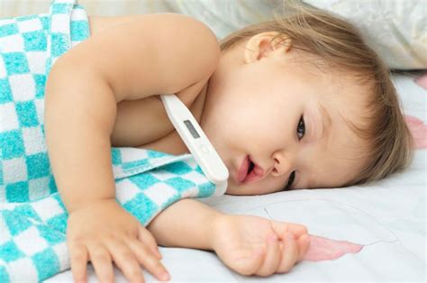 Zur auswahl stehen drei verschiedene rennerlebnisse für gruppen von bis zu 10 kindern. RS-Virus (RSV) beim Baby • Symptome, Behandlung & Impfung ...