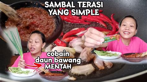 Menurut saya sambal terasi ada 2 jenis kalau berdasarkan cara membuat atau memasaknya, yaitu sambal terasi mentah sama dengan sambal terasi resep sambal terasi ini adalah sambal terasi mentah yang pedas khas sunda jawa barat asli. SAMBAL TERASI Yang GAMPANG & SIMPLE Ala IsaYang | MAKAN ...