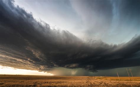 This mothership supercell cloud swallowed up the sky of cartagena, colombia on june 30, 2016. Mothership Supercell Over Colorado Fields OC [4096x2566 ...