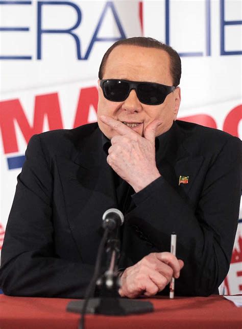 4.2k views # napoli# videoclip# berlusconi# femminicidio# fintage# napoletana# napoletane# napoletani# neomelodico# nicchia# nunzia# pupazzo# vazzanicchi# vazzanikki#vazzanikky Le foto di Berlusconi in conferenza stampa con gli ...