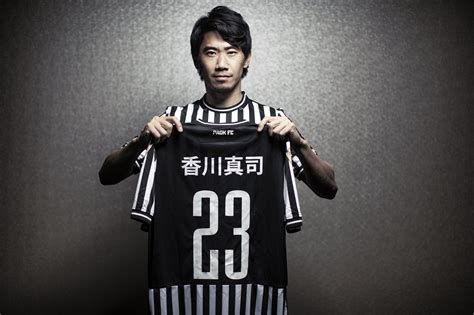 Kulübün resmi sosyal medya hesaplarından yapılan paylaşımda basketbol şampiyonlar ligi'nde dönüş müjdesi verildi. Shinji Kagawa, PAOK'a Transfer Oldu! - Sporun Görsel Yüzü!