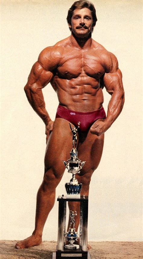 Despite the unfortunate side effect of bubble gut, bodybuilders continue to use hgh and other but at the end of the day, bubble gut comes back to haunt many and using hgh and other substances to. Moustached Muscle - Bob Reis | Vintage muscle, Muscle ...