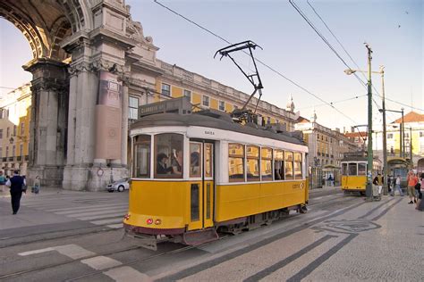 Portugália utazás 2020 a legjobb utazásokat és last minute ajánlatokat a német utazási irodáknál találja! (Irr)Adiar: Traidora!!!