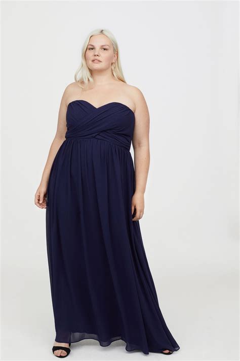 Try our dedicated shopping experience. Plus Size Prom Dresses - High Low Styles