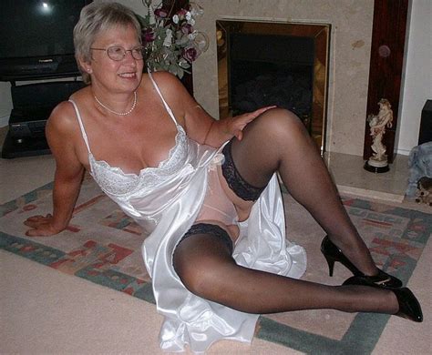 Lingerie stewardess milf dressing up for (blow)job. Pin auf misc