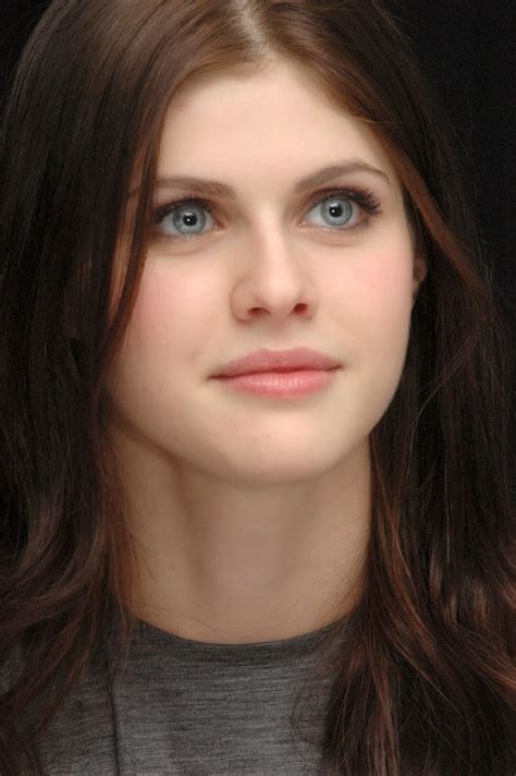 Collection with 635 high quality pics. Babe vd Week: Alexandra Daddario » DailyBase.NL - Een ...