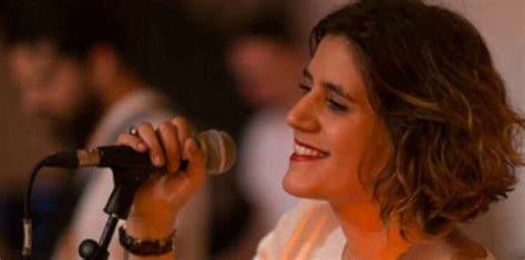 Elle est la fille du célèbre chanteur daniel balavoine. Joana Balavoine: les premières confidences de la fille de ...