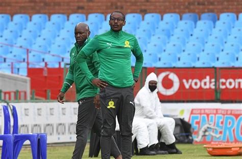 Coach for the season 13/14. News24.com | Sundowns coach Rulani not bothered by high ...