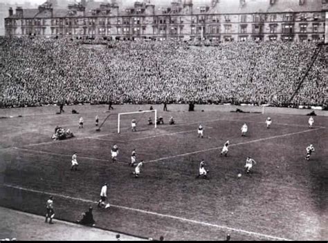 1937 yılında tüm zamanların kırılamayacak en önemli rekoru hampden park'ta görülmüştür. Hampden Park Stadium on Twitter: "🗓On this day in 1937 ...