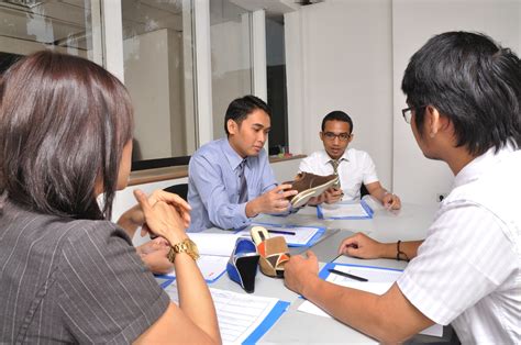 Portal informasi lowongan kerja terbaru daerah cikarang bekasi, karawang, bogor, jakarta, dan tangerang untuk lulusan sma/smk dan d3/s1 semua pt pratama abadi industri didukung oleh dua aset yakni serpong pabrik (kantor pusat) dan sukabumi pabrik, pratama abadi industri mampu. Lowongan Kerja PT Sepatu Bata Tbk. | Karir.com