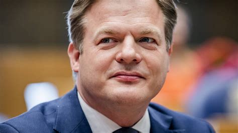 Pieter omtzigt is a dutch politician for the christian democratic appeal or cda party since 2003, being the parliamentary leader as party leader wopke hoekstra is dutch minister of finance. CDA'er Pieter Omtzigt wordt tijdelijk vervangen als ...