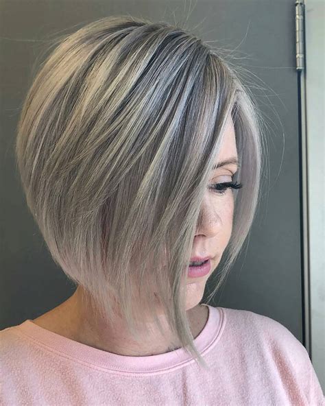 A bob cut is very common. 10 Simple Short Straight Bob Haircuts, Women Short ...