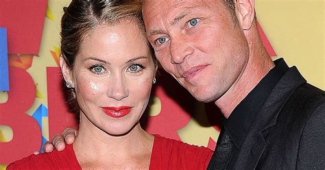 May 27, 2021 · after what feels like a lifetime of waiting, friends: Christina Applegate: Sie hat wieder geheiratet | BUNTE.de