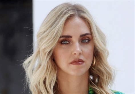 In quell'occasione era ovviamente mancato l'. Chiara Ferragni, svela la malattia a pochi giorni dal parto e si dà al pianto