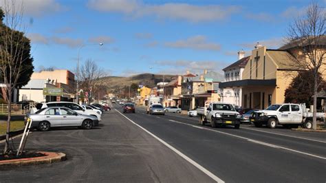 Blayney is a farming town and administrative centre with a population of 3,378 in 2016, in the central west region of new south wales, australia. Blayney market more than you can poke a free range, organic stick at | Central Western Daily ...