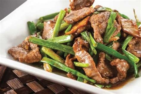 Resep dan cara membuat sup daging sapi ini juga sangat simple. Resep Tumis Daging Sapi Saus Tiram yang Rasanya Gurih dan ...