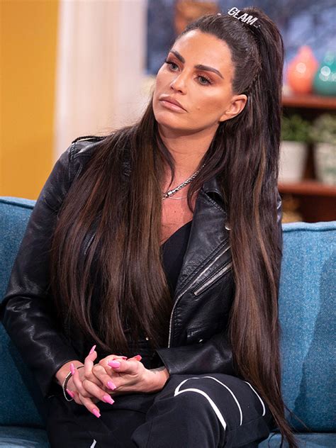 8 september at 03:12 ·. Katie Price sparks parenting row over THIS controversial snap of kids