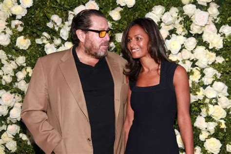 Director julian schnabel and journalist rula jebreal attend conversation with julian schnabel during 18th annual hamptons international film festival on october 8, 2010 at guild hall in east hampton, new york. Julian Schnabel and Rula Jebreal Photos Photos - CHANEL Tribeca Film Festival Artists Dinner ...