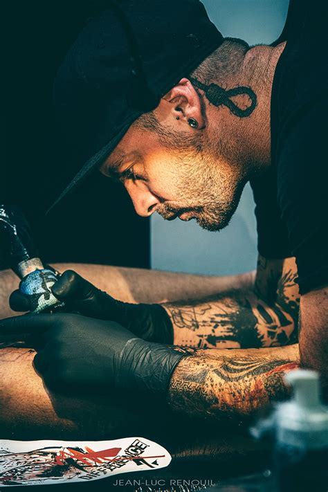 La technique du point par point reste la marque de fabrique de l'atelier et permet d'obtenir des. 3ème salon du tatouage de Périgueux - TSILAOSA ...