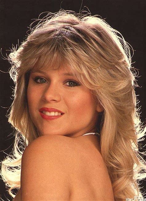 April 15th 1966 (mile end, london, uk) british female to have 3 us top singles in a decade and also features as cover model on this release: Звезды дискотек - Samantha Fox{-45-}
