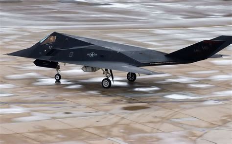 Remembering the f 117 nighthawk u s air force article. Avions furtifs : le cas concret des B2 et F117 | Dossier