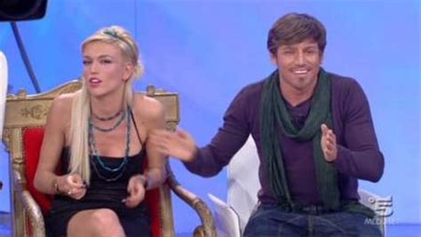 Alessandro o samuele, chi è stato eliminato da amici 2021? Uomini e donne, puntata 19 Gennaio 2010: Laura e Monica ...