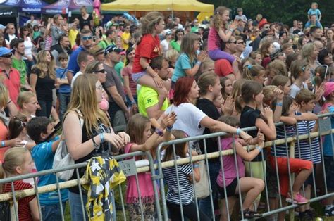 Muzikant xindl x (41), vlastním jménem ondřej ládek, se pochlubil neuvěřitelnou váhovou proměnou. LIVE: Maloskalská noc rozezpívala i pětileté děti. Potlesk ...
