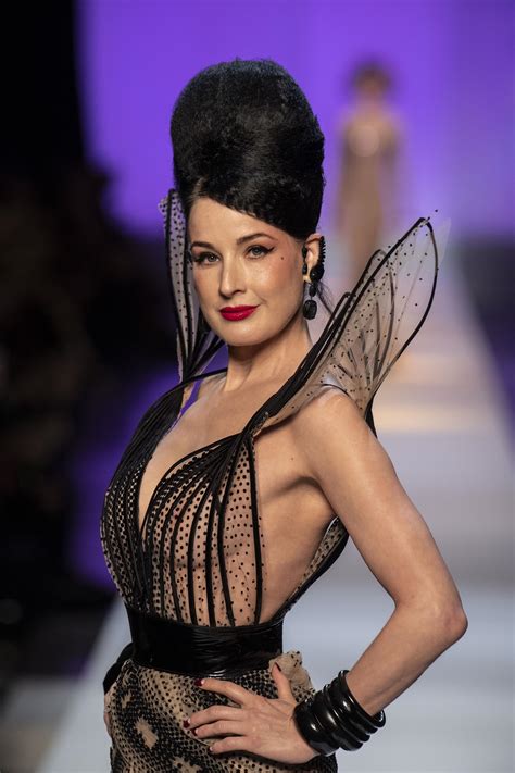 I must say that i'm not mad. Dita Von Teese - Page 19