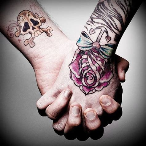 Heart shape tattoo for girlfriend and boyfriend the given unique heart shape … Matching tattoo with your boyfriend | Dövme fikirleri ...