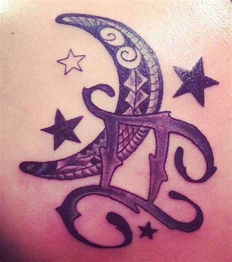 Gemini tattoos symbolize this zodiac sign's traits symbol tattoos family tattoos gemini tattoo zodiac tattoo tattoos nose tattoo simplistic tattoos gemini zodiac symbol tattoo on the ring finger. Top 41 Gemini Tattoos for Girls | StayGlam