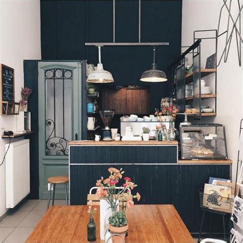 In 2018, the coffee shop market was valued at $45.4 billion in the united states and growing. Attractive Small Coffee Shop Design & 50 Best Decor Ideas ...