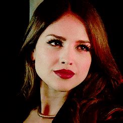 I do not own any the gifs unless stated otherwise and will happily. Eiza Gonzalez GIFs - Find & Share on GIPHY