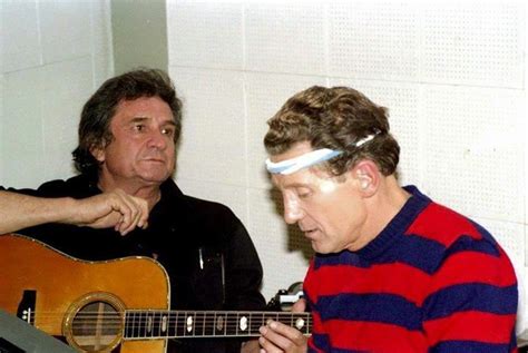 Johnny cash hat immer noch viele fans. Johnny Cash | Jerry lee lewis, Johnny cash, Johnny cash ...