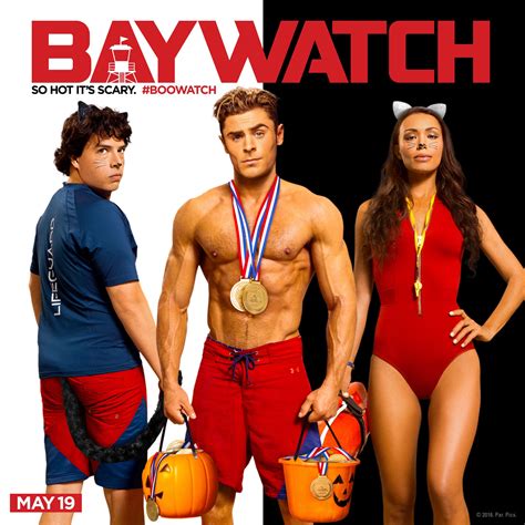 Quelque blague qui laisse un sourire gêné. Baywatch: alcuni membri del cast in una foto promozionale ...